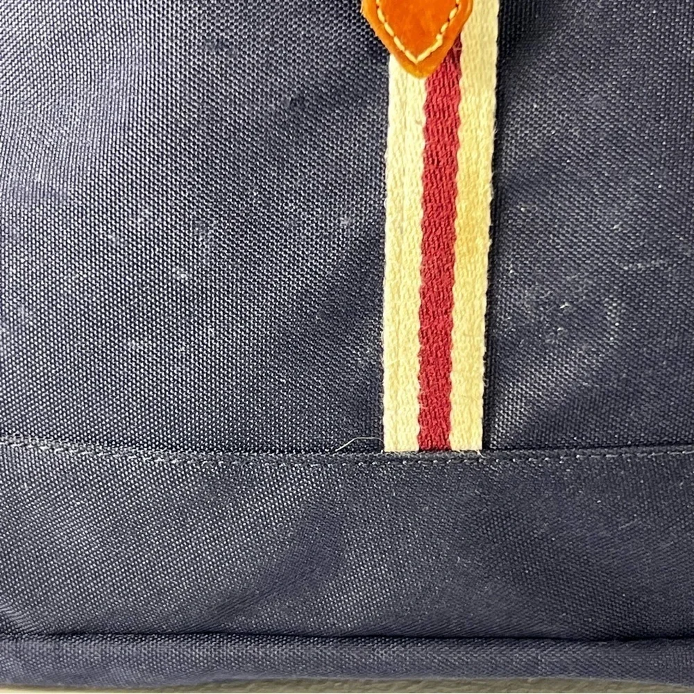 Herschel City Offset Mid-Volume 14L Backpack Navy Blue
